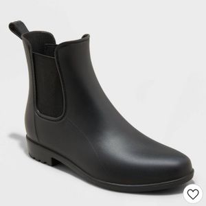 Black Chelsea Ankle Rain Boots